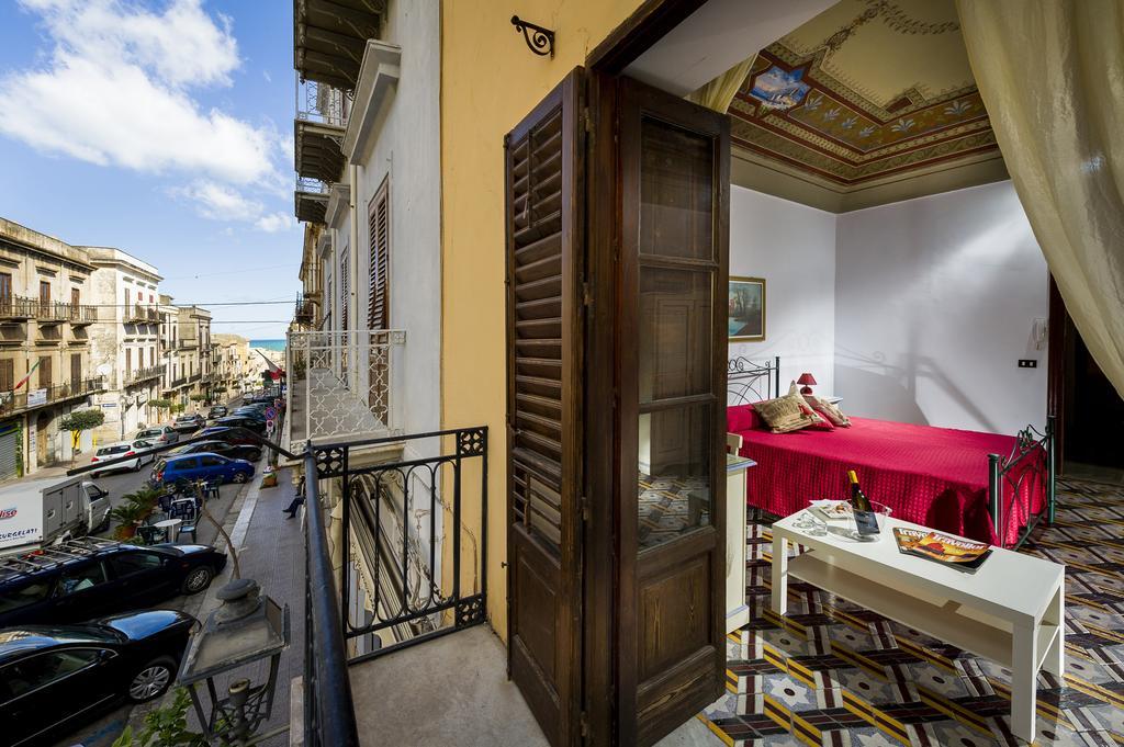 Agli Affreschi Hotel Castellammare del Golfo Exterior foto