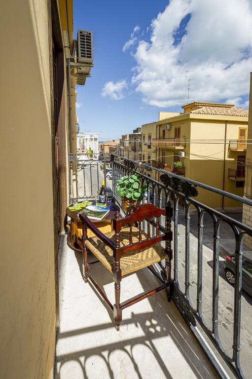 Agli Affreschi Hotel Castellammare del Golfo Exterior foto